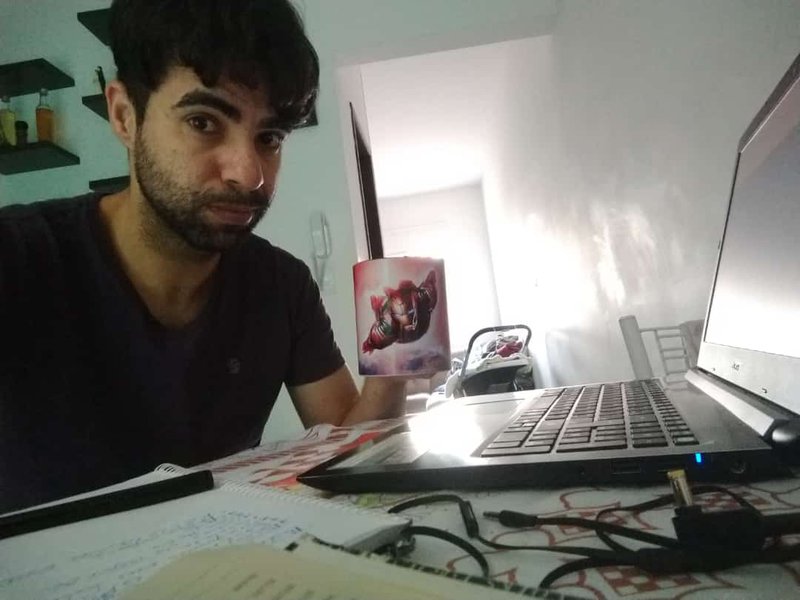 Hackathon as 09:00 da manhã, não tão firme nem tão forte rs